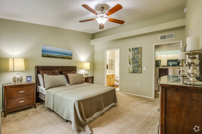 2 BR, 2 BA - 1,015 SF - Rancho De Montana