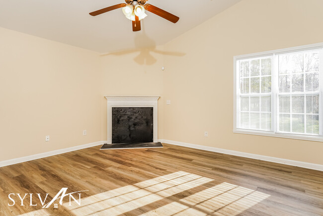 Building Photo - Life Just Got Better!