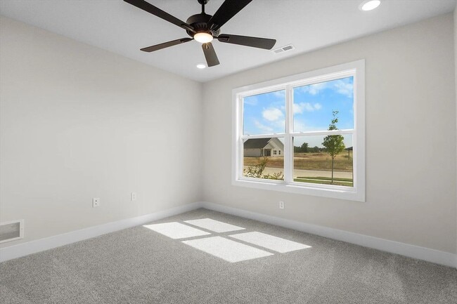 Foto del edificio - 2713 Misty Flower Dr