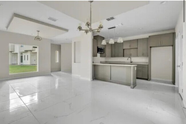 Foto del edificio - 504 Gale Ct