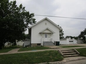 Building Photo - 601 Smith St