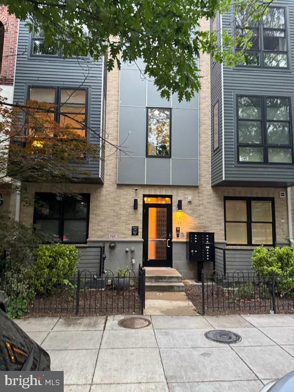 Primary Photo - 11 15th St NE