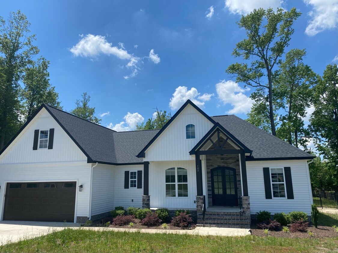 102 Michelle Dawn Dr, Goldsboro, NC 27534 House Rental in Goldsboro