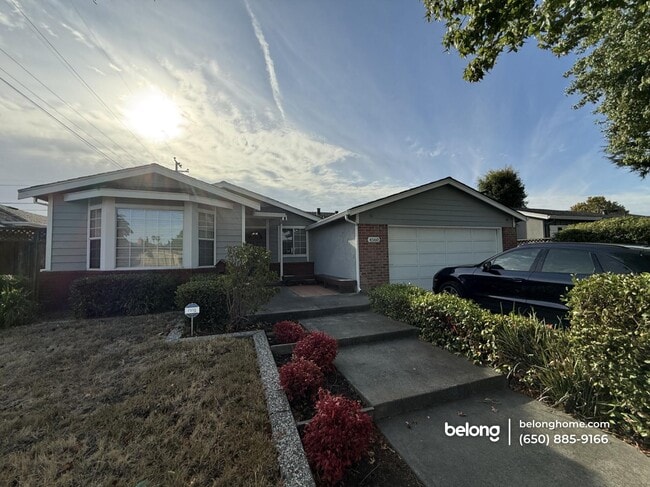 Building Photo - 4560 Gertrude Dr