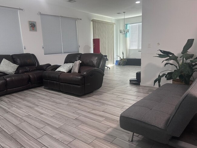 Foto del edificio - 6003 W Camino San Xavier