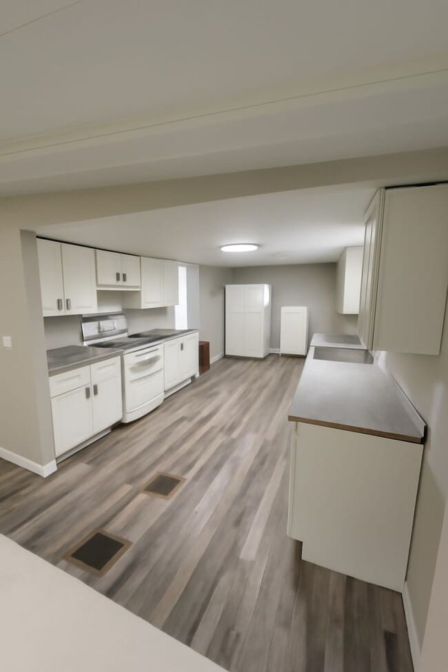 Foto del edificio - NEWLY RENOVATED 3/2 Home in SW Ocala. Close to WEC & Dunnellon