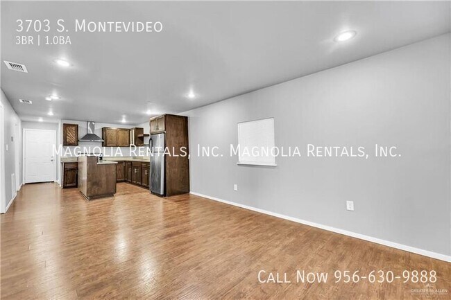 Foto del edificio - 3703 S. Montevideo-
