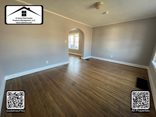 Building Photo - 837 Nichols St