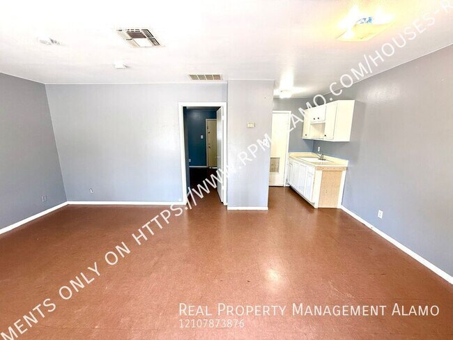 Foto del edificio - 643 W Summit Ave.