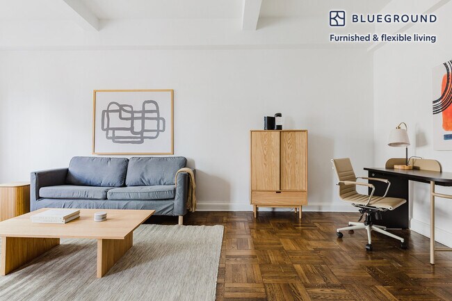 Building Photo - 300 E 57th St