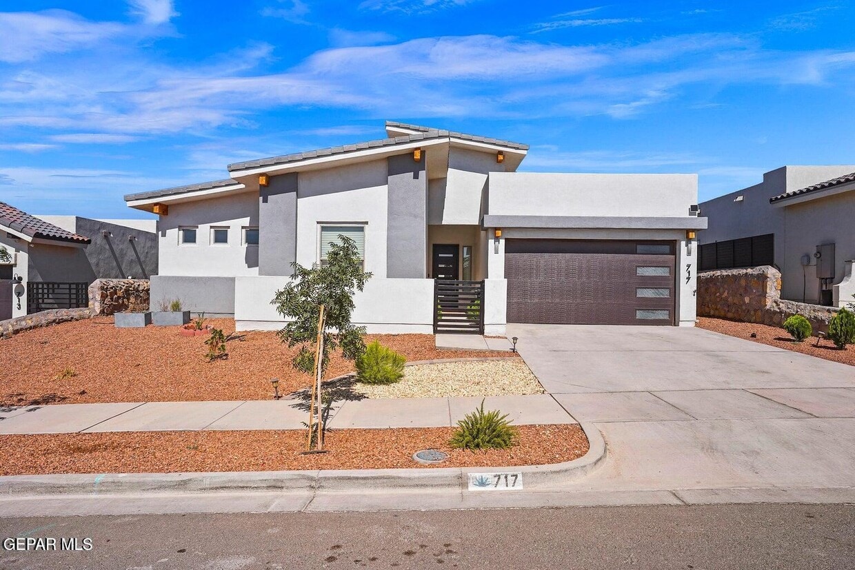 Foto principal - 717 Chatham Pl