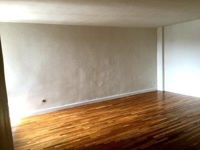 Building Photo - 40-40 79th Street