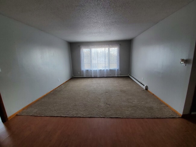 Building Photo - 309 11th Ave NW; Mandan, ND. 58554