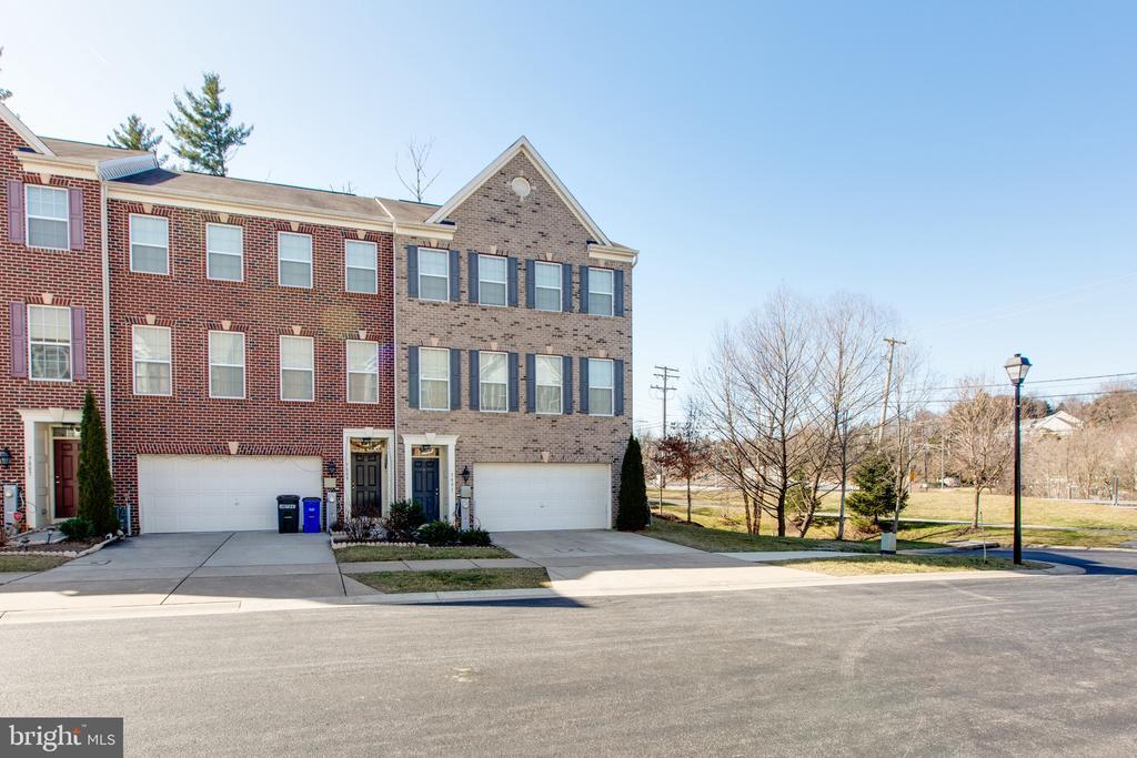 7891 River Rock Way, Columbia, MD 21044 Townhome Rentals in Columbia