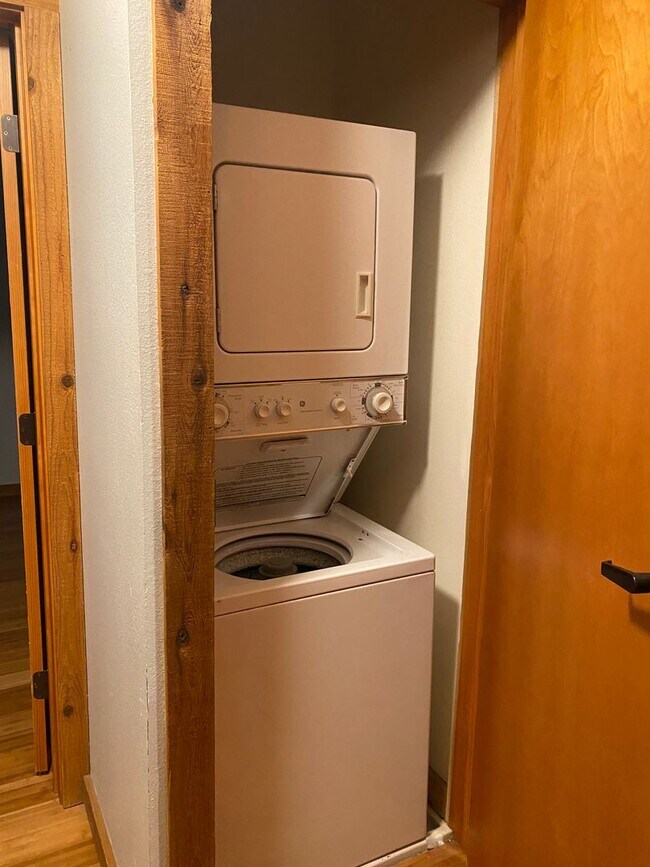 Foto del edificio - Beautiful 3BR, 2Bathroom Condo Located in Victor, ID.