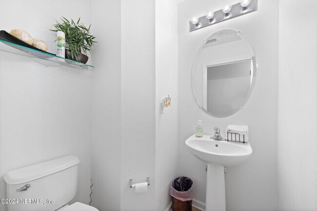 Foto del edificio - 12287 Black Walnut Ct