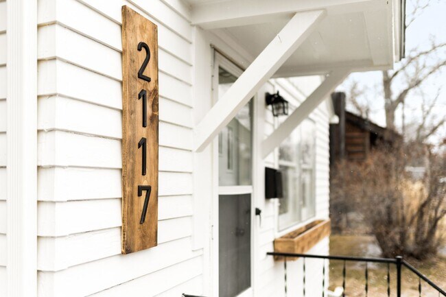 Foto del edificio - Cozy Two-Bedroom