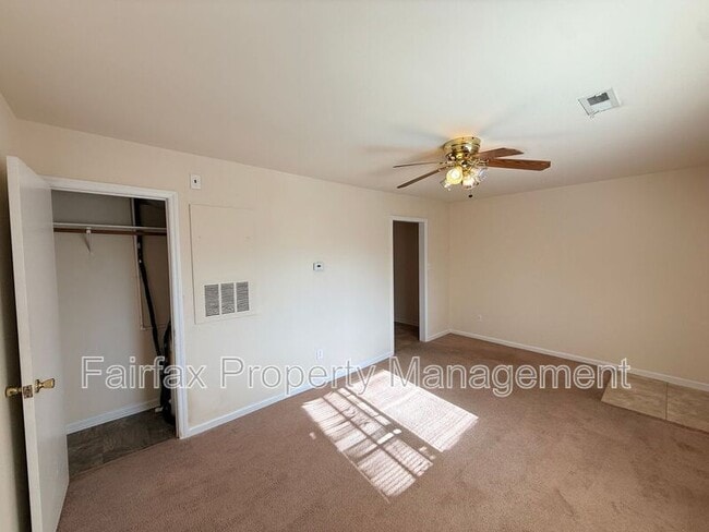 Foto del edificio - 1309 Hudson Ave