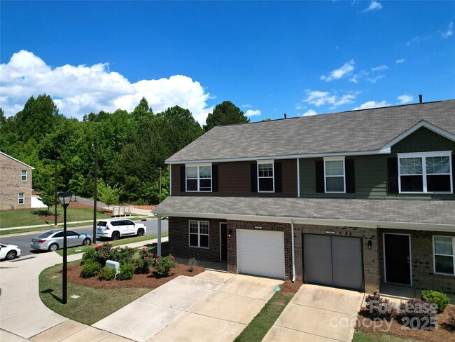 Foto del edificio - 7314 Sienna Heights Pl
