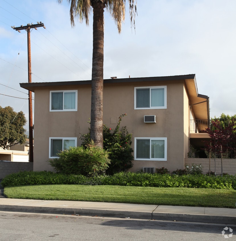 Canyon Garden Apartments Azusa, CA
