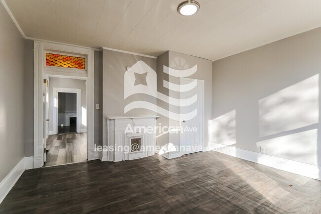 Foto del edificio - 2327 Duncan St