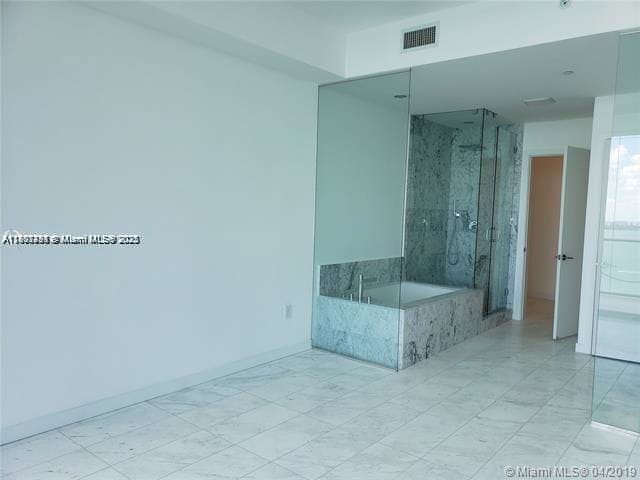 Building Photo - 480 NE 31st St