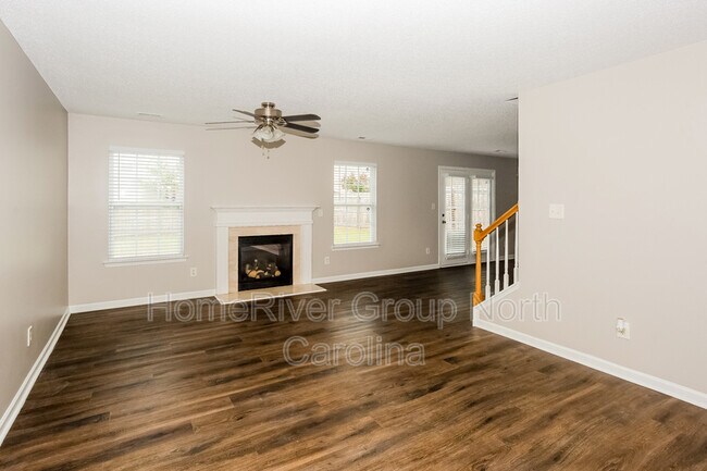 Building Photo - 8520 Strider Dr
