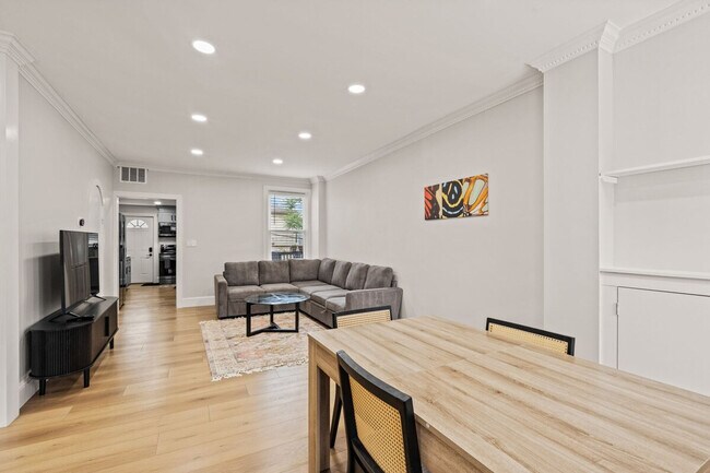 Foto del edificio - 613 Harvard St NW