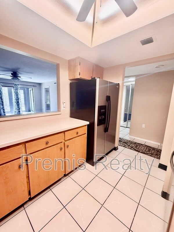 Foto del edificio - 2400 Winding Creek Blvd