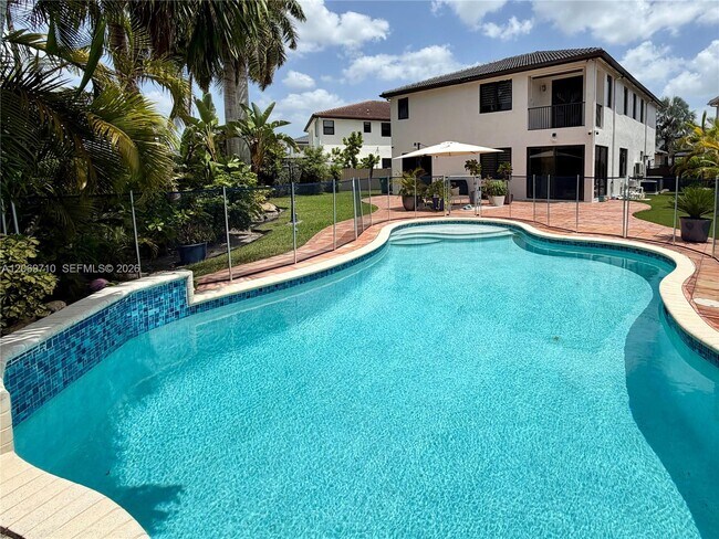 Building Photo - 1764 SW 151st Pl, Miami, FL 33185