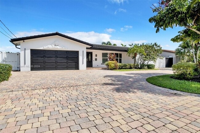 Photo - 5220 NE 26th Ave House