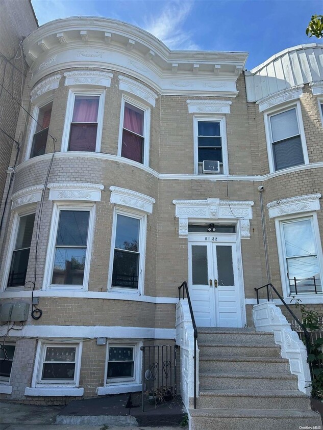 Foto principal - 97-32 85th St