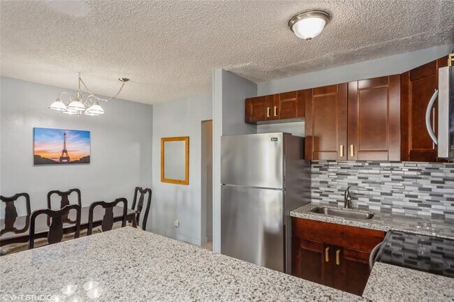 Foto del edificio - 800 SW 11th Ave