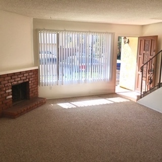 Building Photo - Coming Soon! 2BDRM/1.5BATH CONDO IN SAN DIEGO