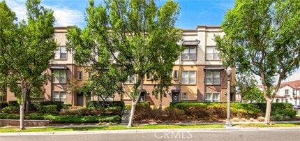 Building Photo - 2256 Clark Dr