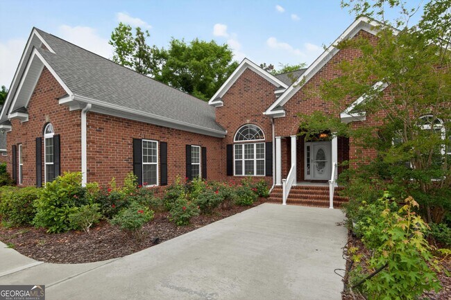 Building Photo - 409 Myrtle Crossing Ln