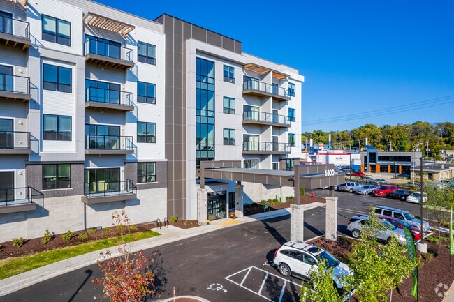 Entry - River Parkway Senior Apts & Family Townhomes