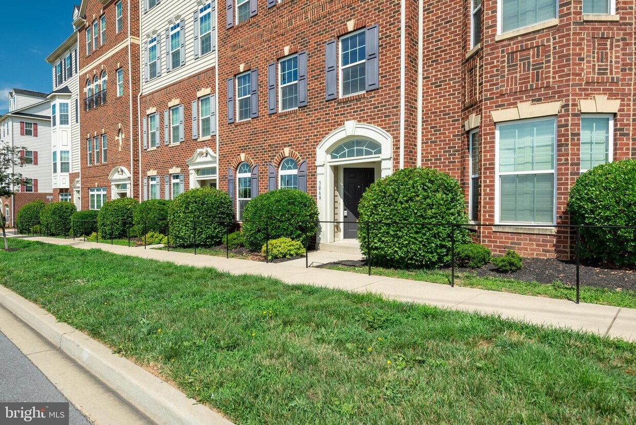 306 Mill Pond Rd, Frederick, MD 21701 Townhome Rentals in Frederick MD