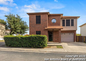 Foto principal - 8910 Kenton Briar