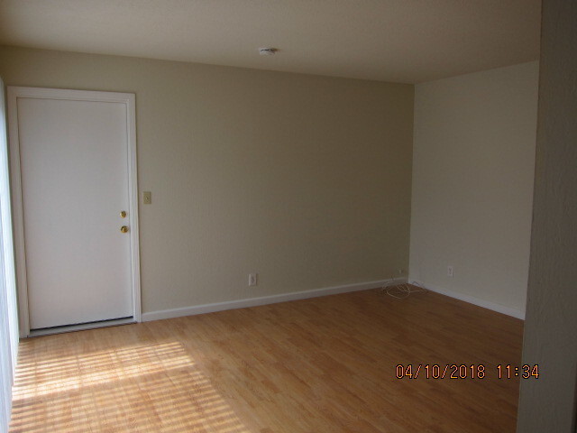 Building Photo - Milpitas duplex home