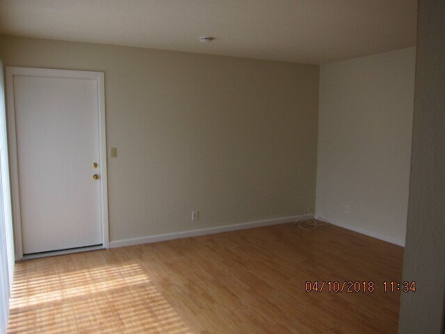 Foto del edificio - Milpitas duplex home