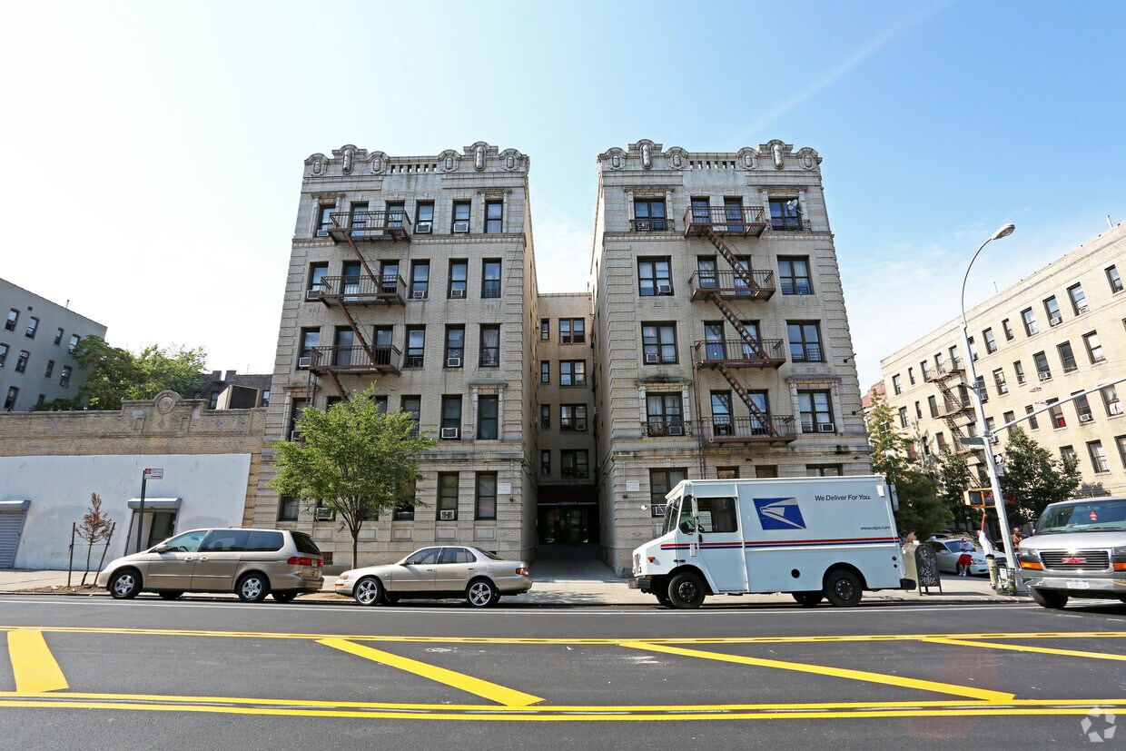Foto del edificio - 40 Sherman Ave