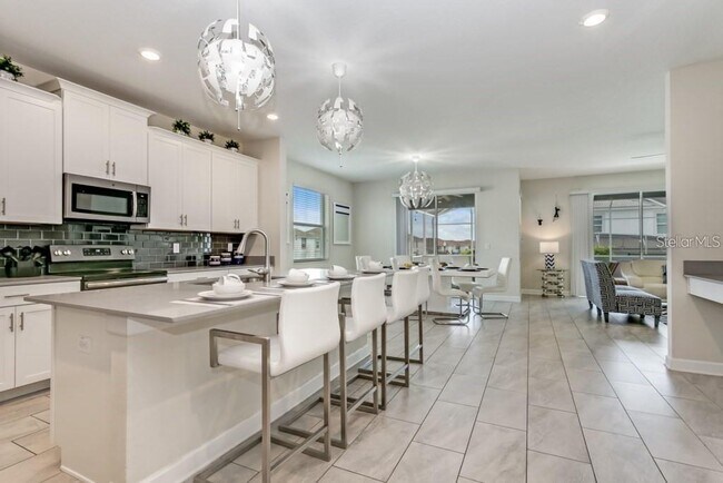 Foto del edificio - 1561 Flange Dr