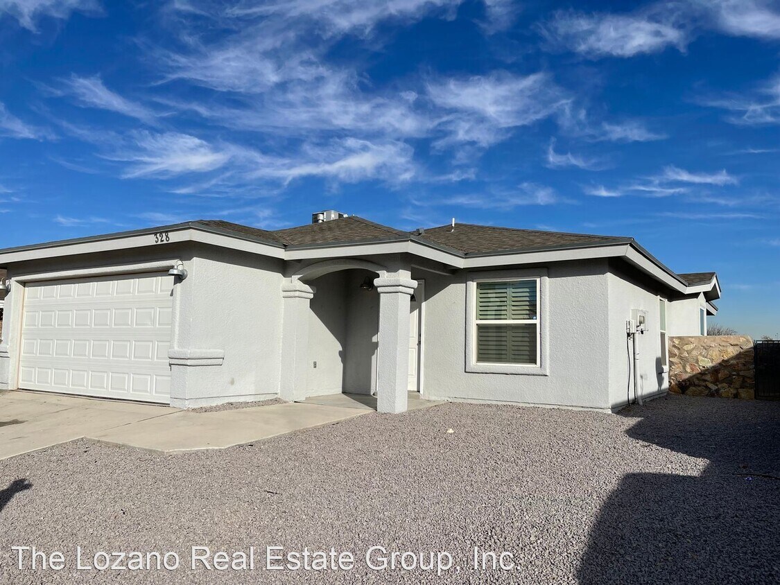 328 Via Cumbre Linda Cir, El Paso, TX 79928 House for Rent in El Paso