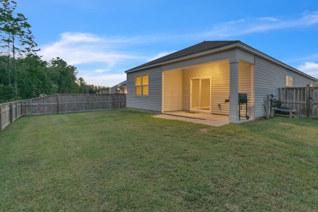Foto del edificio - Modern Living in Summerville