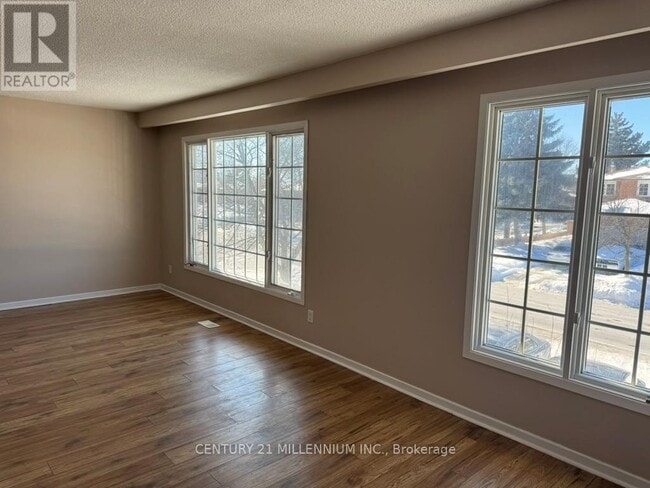 Building Photo - 183 Harold St