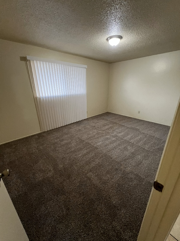 Building Photo - 224 E Granger Ave