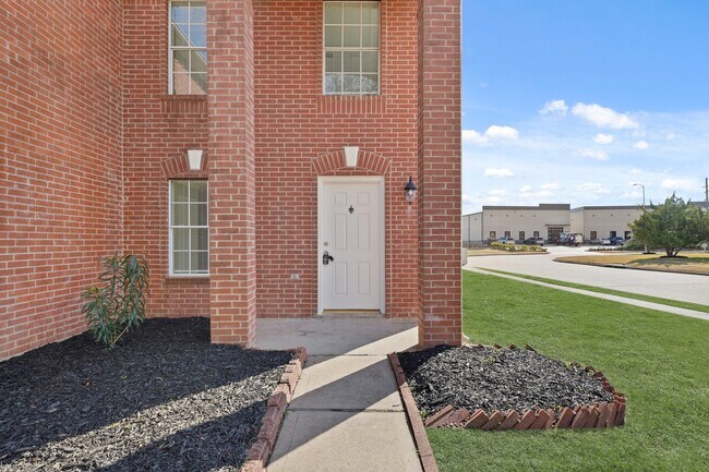 Foto del edificio - 21619 Knightsbrook Ln