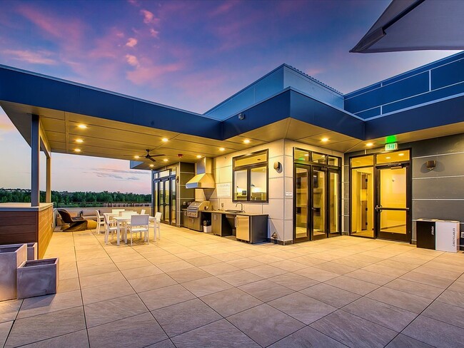 Building Photo - Luxury Condo steps from the Boise River an...