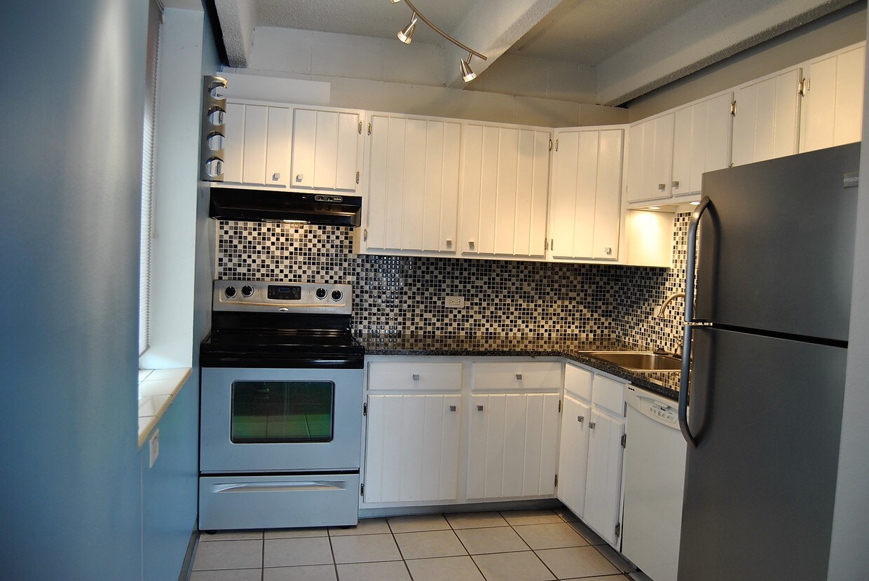 Foto principal - 555 E 10th Ave